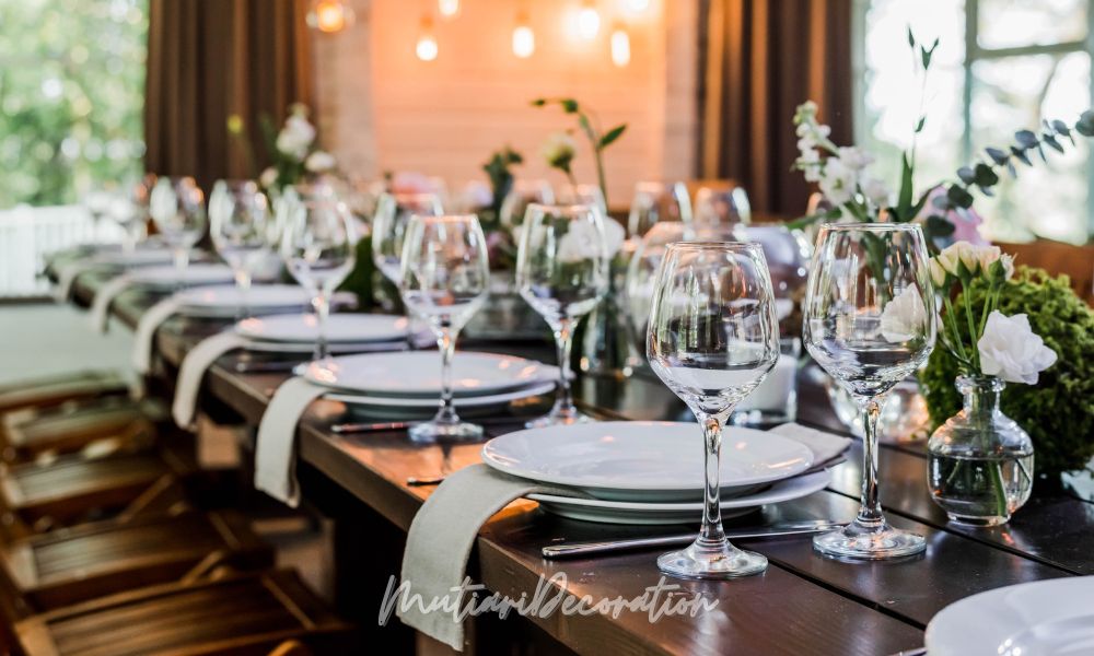 Dekorasi Indoor Simple untuk Pernikahan yang Elegan dan Berkesan