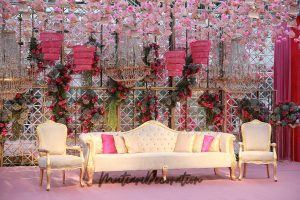 Dekorasi Pelaminan Mewah dan Elegan untuk Pernikahan Berkesan