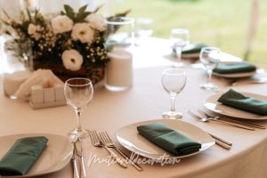 Dekorasi Pelaminan Pengantin yang Elegan dan Menawan