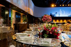 Dekorasi Pernikahan Indoor Elegan dan Berkesan