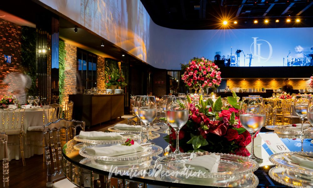 Dekorasi Pernikahan Indoor Elegan dan Berkesan