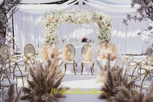 Pelaminan Outdoor Simple untuk Pernikahan yang Elegan dan Berkesan
